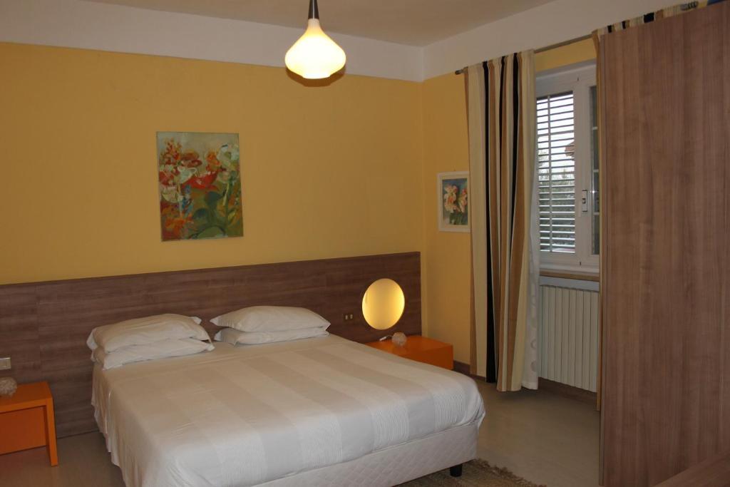 Country-House Pecora Nera Guest House Mosciano Sant'Angelo Room photo